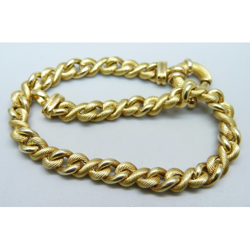 1025 - An18ct gold bracelet, 11.5g, 20.5cm