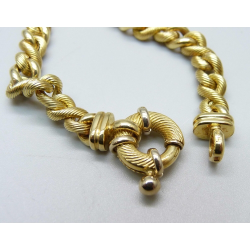 1025 - An18ct gold bracelet, 11.5g, 20.5cm