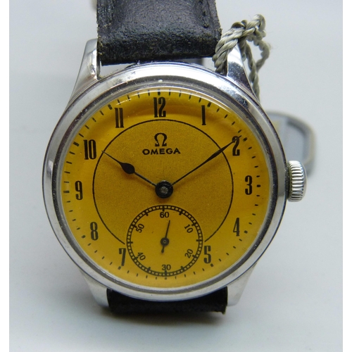 1048 - An Omega wristwatch with 30T2 calibre movement