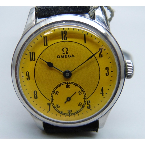 1048 - An Omega wristwatch with 30T2 calibre movement