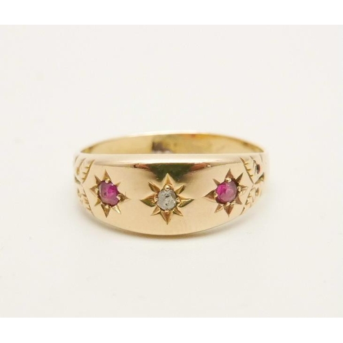 1078 - An 18ct gold ruby and diamond ring, 2.8g, O