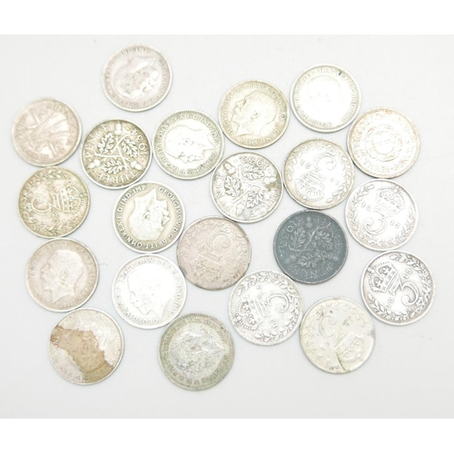 1092 - A collection of silver 3d coins, 29gm