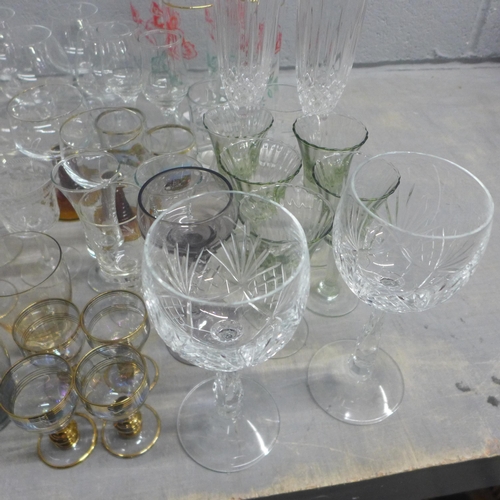 1142 - Two boxes of mixed Art Deco and later drinking glasses, various shapes and sizes **PLEASE NOTE THIS ... 