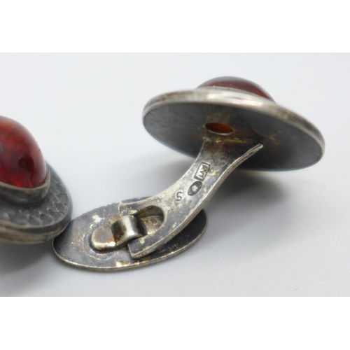 676 - A pair of silver and amber cabochon cufflinks and other vintage costume jewellery