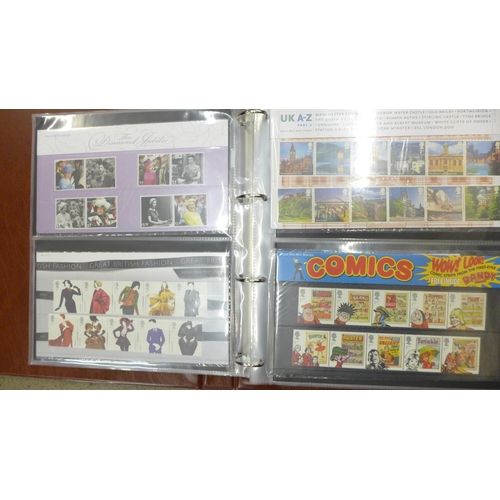 705 - GB 2006-2014 commemorative presentation packs in three special Post Office albums. 120+ packs with a... 