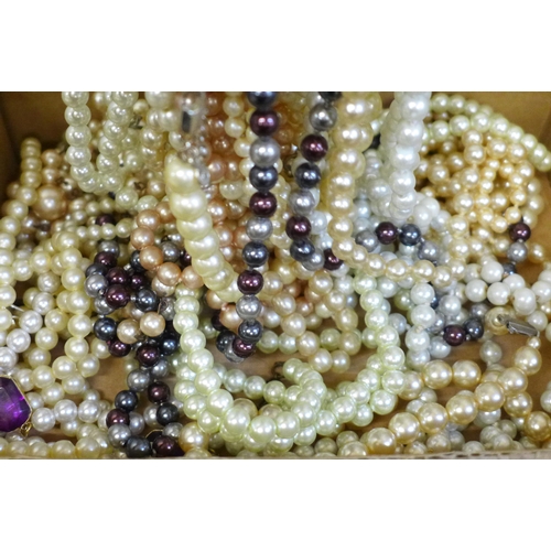 743 - A collection of faux pearls