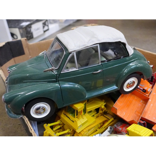 756 - A box of loose die-cast model vehicles including Sun Star, Morris Minor 1000, Lone Star, Dinky, Spot... 