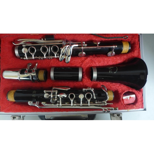 781 - A Boosey & Hawkes 78 clarinet, cased