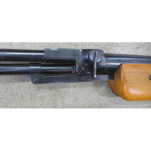 800 - A Relum Tornado .22 air rifle with soft case