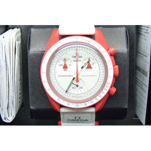 859 - A Swatch Omega Bioceramic MoonSwatch Collection wristwatch, Mission To Mars, (as new, unused, with r... 