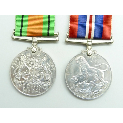 868 - A group of six WWII medals