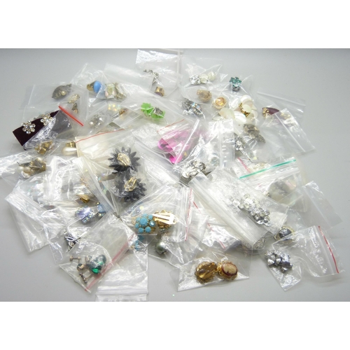 888 - Sixty pairs of vintage clip-on earrings