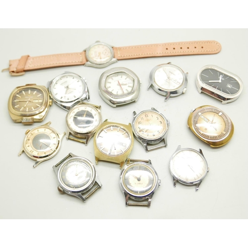 923 - A collection of wristwatch heads