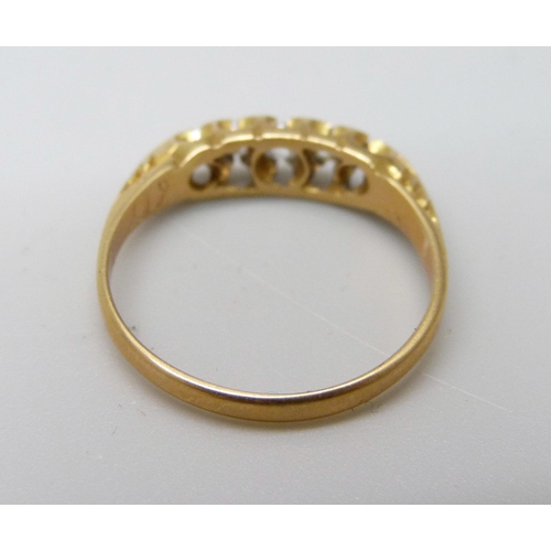 985 - An 18ct gold and five stone diamond ring, 2.5g, M