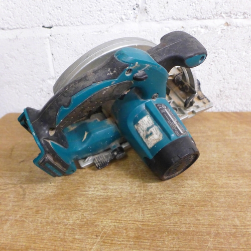 2048 - 2 Makita power tools; a circular saw (D66511) and a planer (DKP180)