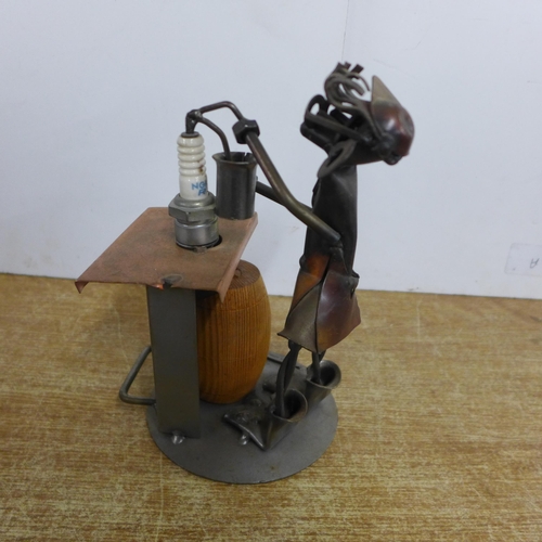 2102 - A Hinz & Kunst metal figurine 