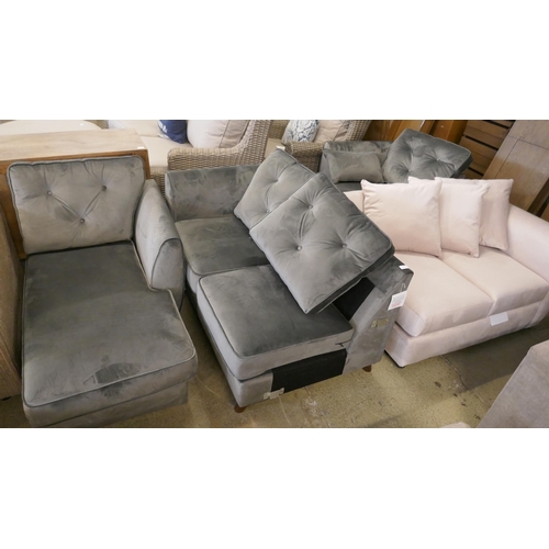 1549 - Four corner sofa sections