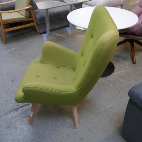 1583 - A Featherstone green fabric chair