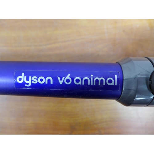 2149 - A Dyson V6 Animal cordless stick vacuum cleaner - no charger