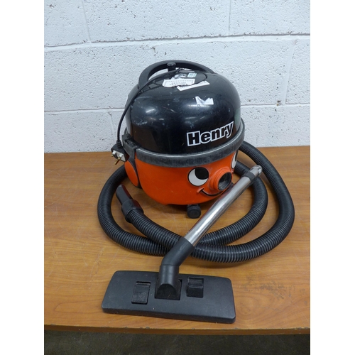 2152 - A Henry twin speed vacuum cleaner (HVR200-12)