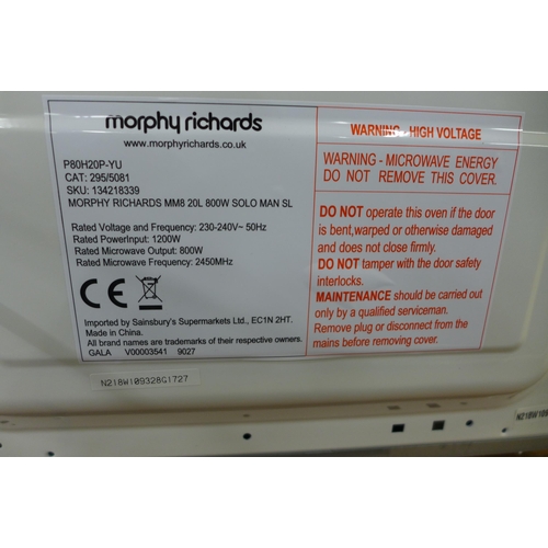 2247 - A Morphy Richards 20L 800w microwave