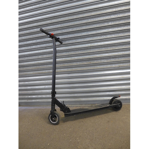 2257A - Two electric scooters including a Zinc Eco and a Razor E100S - Police repossession