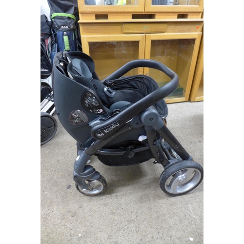 2273 - An Egg infant and child transport system including push chair and pram attachments and rain cover et... 