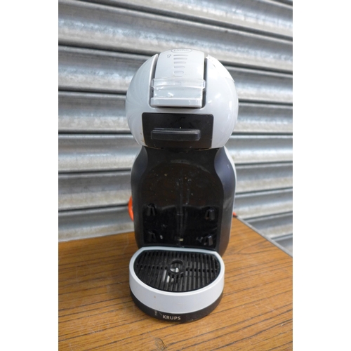 2288 - A Dolce gusto Krups coffee machine, a Woozoo digital desk fan and a pair of JBL Anniversary bundle J... 