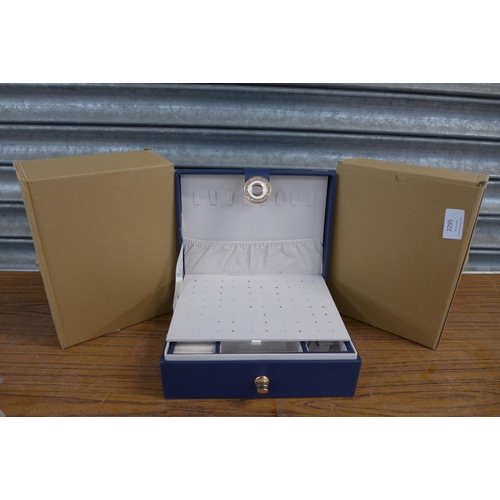 2295 - 3 padded luxury jewellery boxes with decorative catches (boxed and unused)