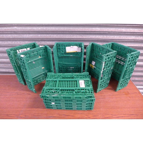 2307 - 10 Green plastic folding trays, 60 x 40 x10 cm