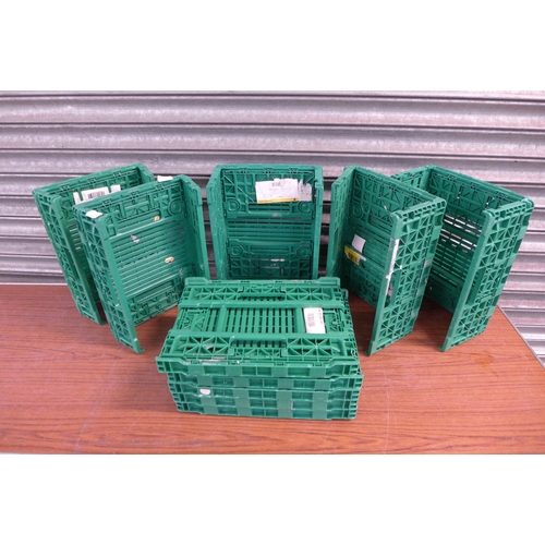 2308 - 10 Green plastic folding trays, 60 x 40 x10 cm