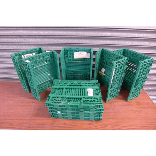 2309 - 10 Green plastic folding trays, 60 x 40 x10 cm