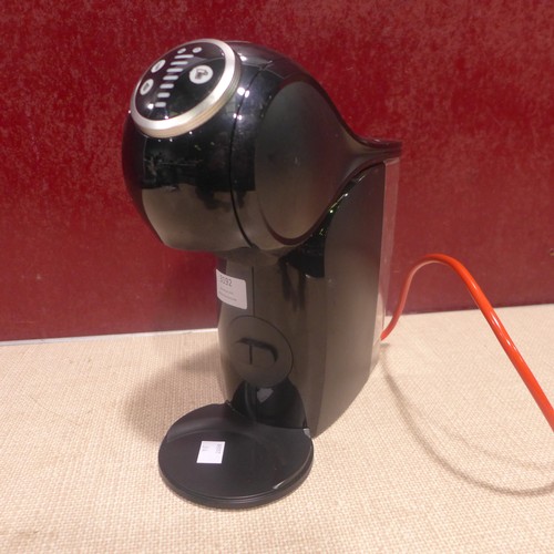 3102 - Delonghi Genio S Dolce Coffee Machine, Magimix Vertuo Pop Coffee Machine   (314-2, 268) *This lot is... 