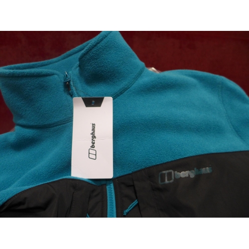 3052 - Small quantity of men's teal Berghaus fleeces - mixed sizes * This lot is subject to vat