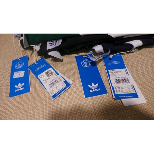 3060 - Assorted Adidas T-shirts - mixed colours and sizes * This lot is subject to vat