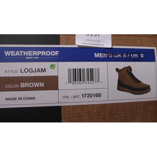 3137 - Two pairs of men's weatherproof boots - mixed style - sizes 10 &  11 * This lot is subject to vat   ... 