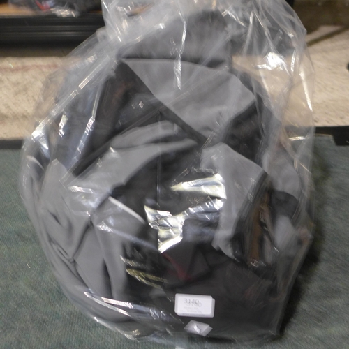 3140 - Quantity of men's grey and black Callaway zip up jacket - mainly size L   * This lot is subject to v... 