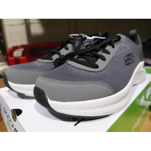 3145 - Pair of men's grey Skechers - UK size 9 * This lot is subject to vat