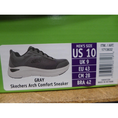 3146 - Two pairs of men's grey Skechers - Uk size 9 * This lot is subject to vat