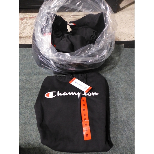 3157 - Quantity of men's Champion black hoodies - size M  * This lot is subject to vat