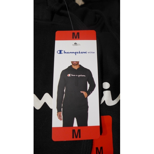 3157 - Quantity of men's Champion black hoodies - size M  * This lot is subject to vat