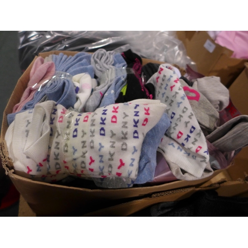 3194 - Large quantity of women's DKNY & Puma socks - mixed sizes and colours  * This lot is subject to vat