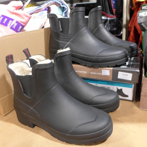 3196 - Two pairs of women's weatherproof - ankle boots - sizes UK 7-8  * This lot is subject to vat