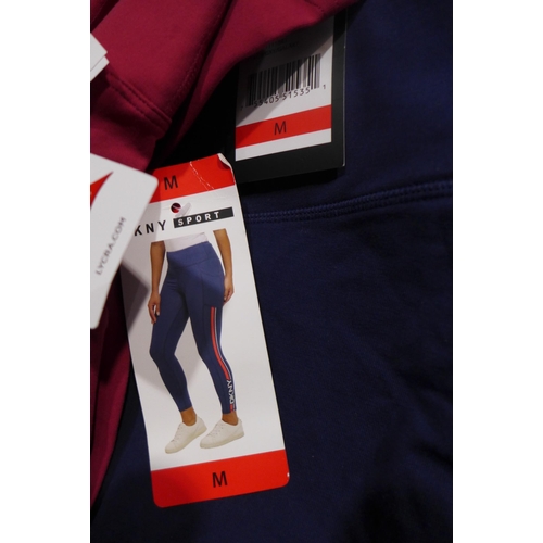 3203 - Assortment of women's leggings - various sizes, styles and colours. *This lot is subject to VAT