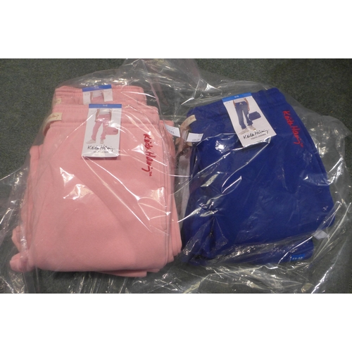 3217 - Quantity of kids/youth joggers - mixed colours, size 11-12. * This lot is subject to VAT