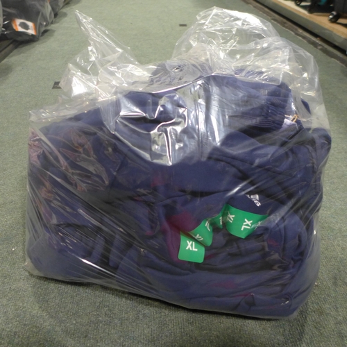 3221 - Quantity of men's navy Adidas track pants - mixed size. * This lot is subject to VAT