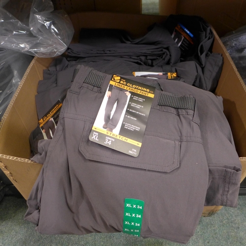 3244 - Quantity of men's BC clothing - lined cargo pants - mixed sizes. *This lot is subject to VAT