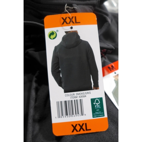 3245 - Quantity of men's 32 heat jackets - mainly size XXL. *This lot is subject to VAT