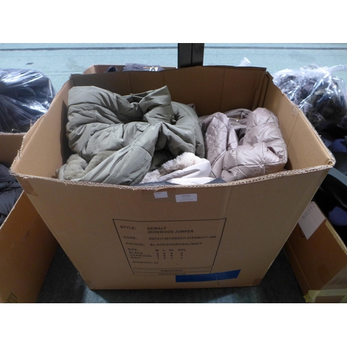 3251 - Assortment of women's jackets and fleeces - various sizes etc.  *This lot is subject to VAT