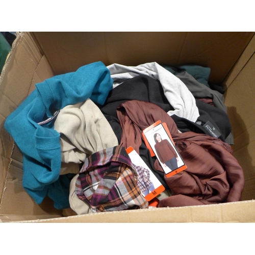 3254 - Assorted of womens casual clothing - various sizes/styles.  *This lot is subject to VAT